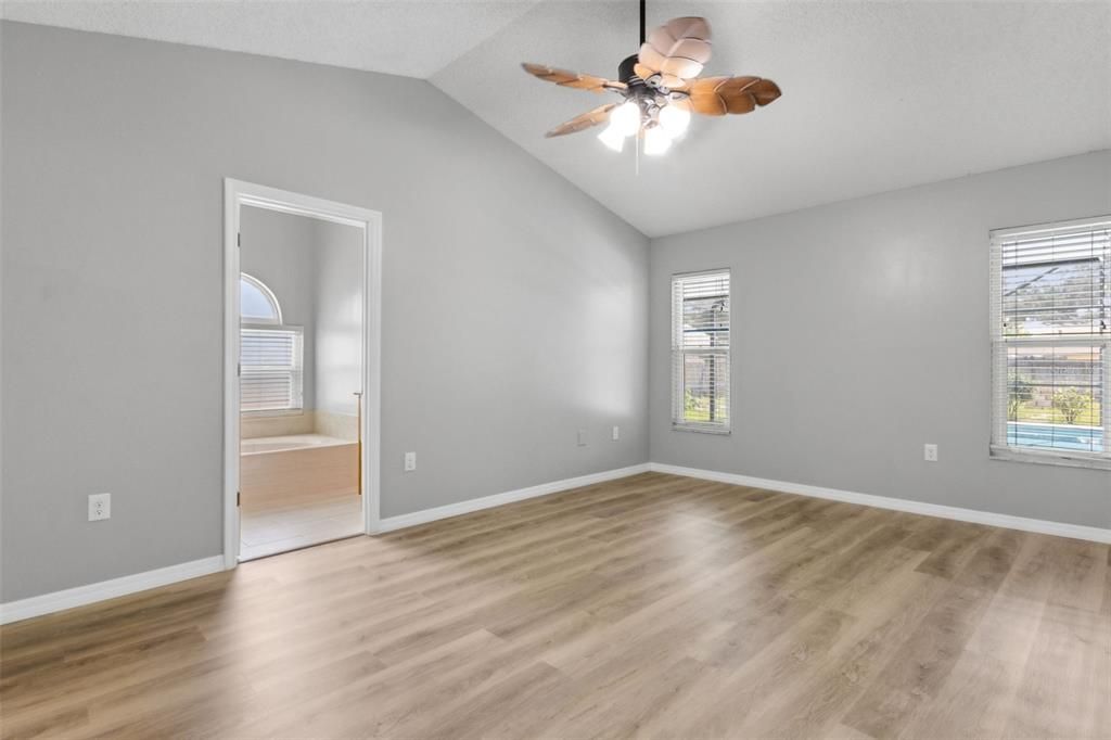 For Sale: $573,000 (4 beds, 2 baths, 2411 Square Feet)