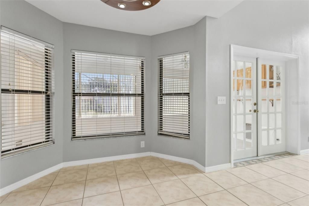 For Sale: $573,000 (4 beds, 2 baths, 2411 Square Feet)