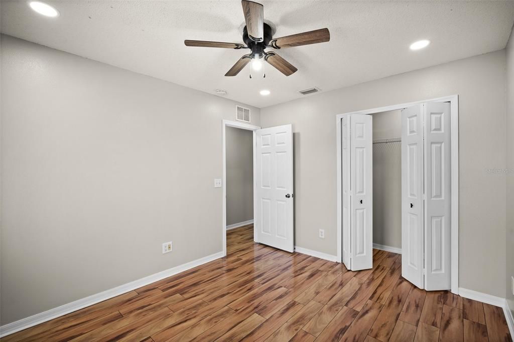 Active With Contract: $272,000 (3 beds, 2 baths, 1536 Square Feet)