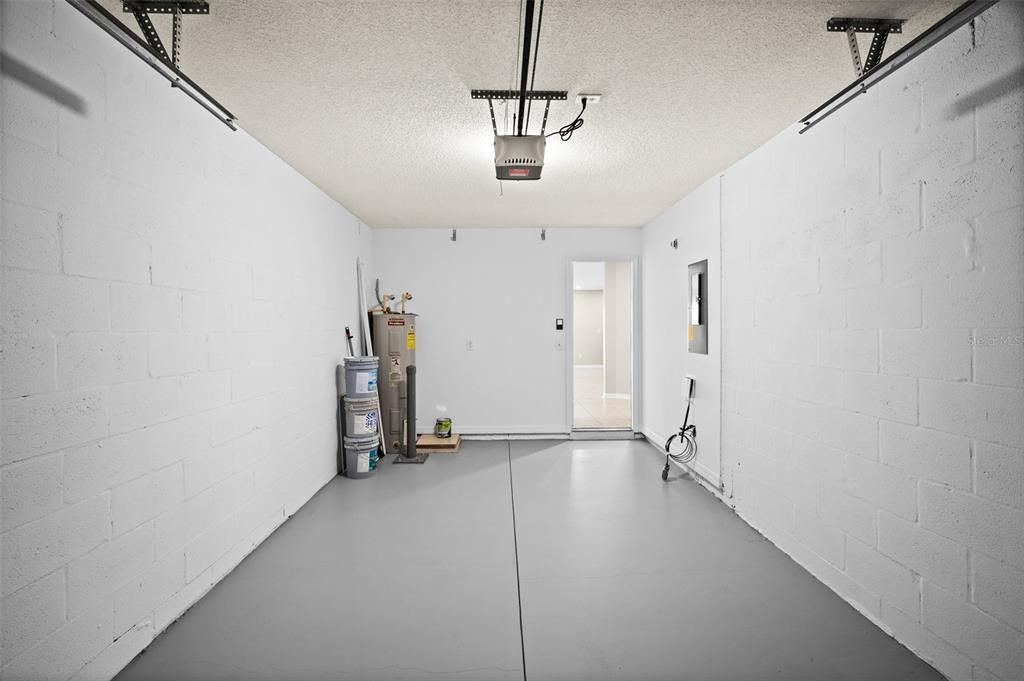 Active With Contract: $272,000 (3 beds, 2 baths, 1536 Square Feet)