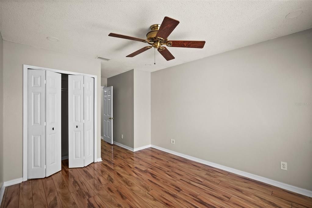 Active With Contract: $272,000 (3 beds, 2 baths, 1536 Square Feet)