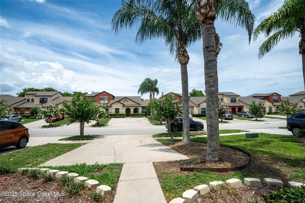 待售: $287,000 (3 贝兹, 2 浴室, 1277 平方英尺)