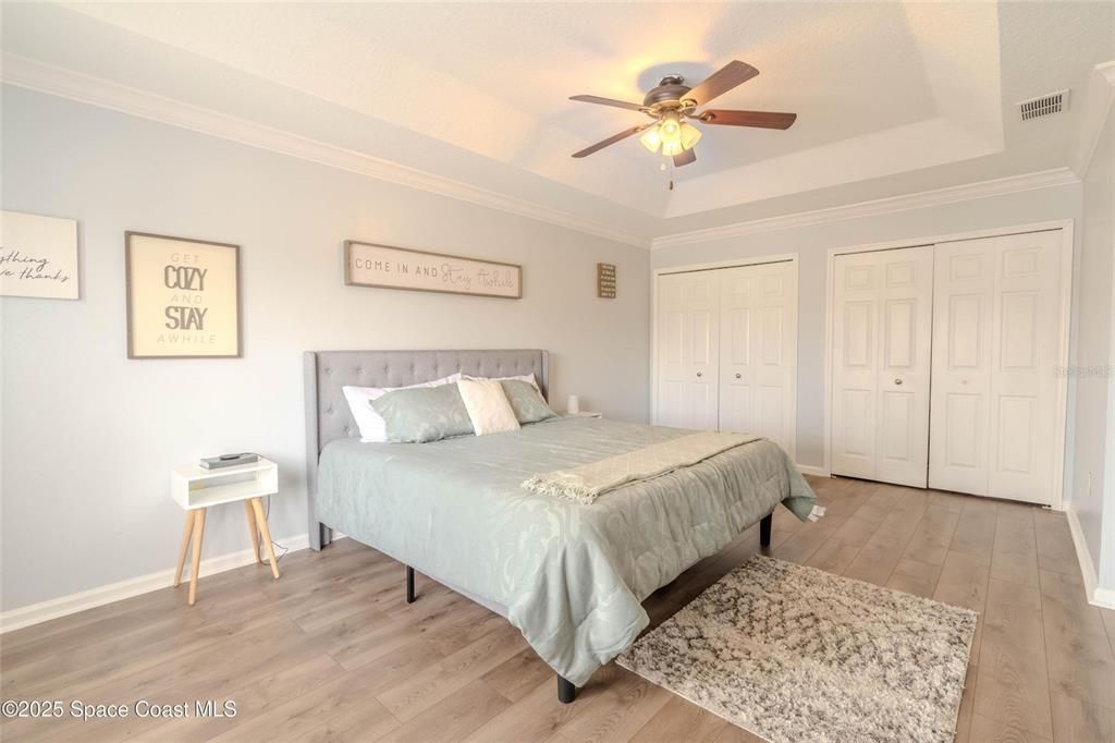 待售: $287,000 (3 贝兹, 2 浴室, 1277 平方英尺)