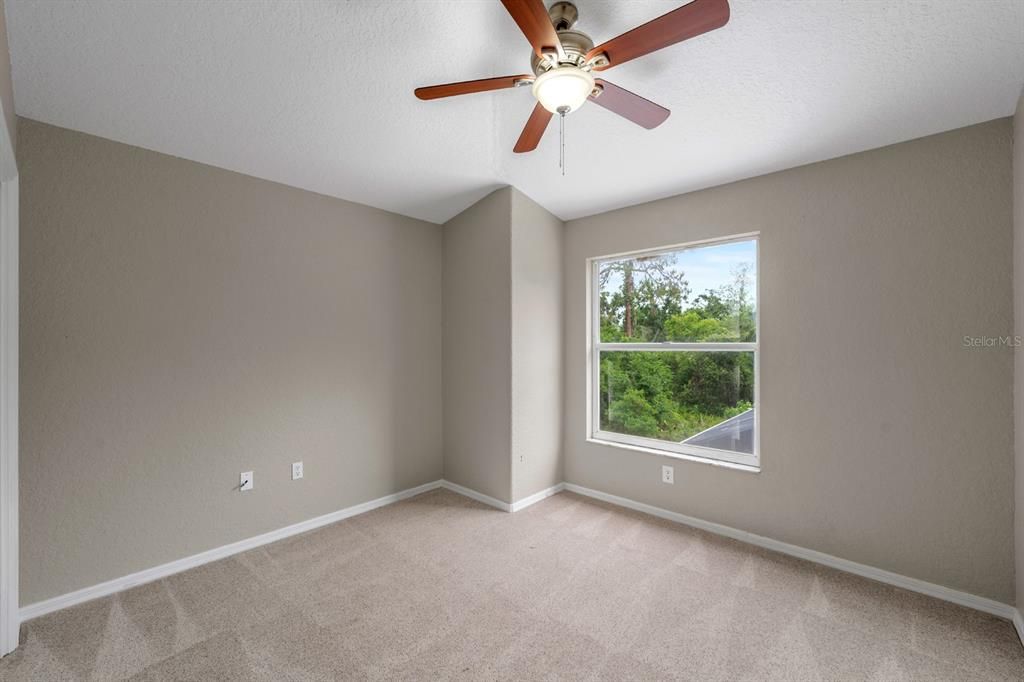 合同活跃: $499,900 (5 贝兹, 3 浴室, 2851 平方英尺)