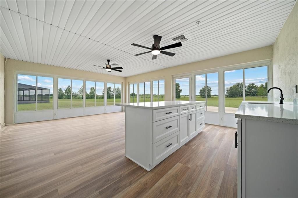 На продажу: $519,900 (4 спален, 2 ванн, 2754 Квадратных фут)