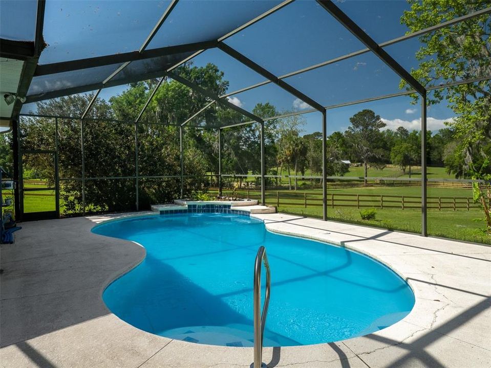 На продажу: $1,595,000 (3 спален, 2 ванн, 2453 Квадратных фут)