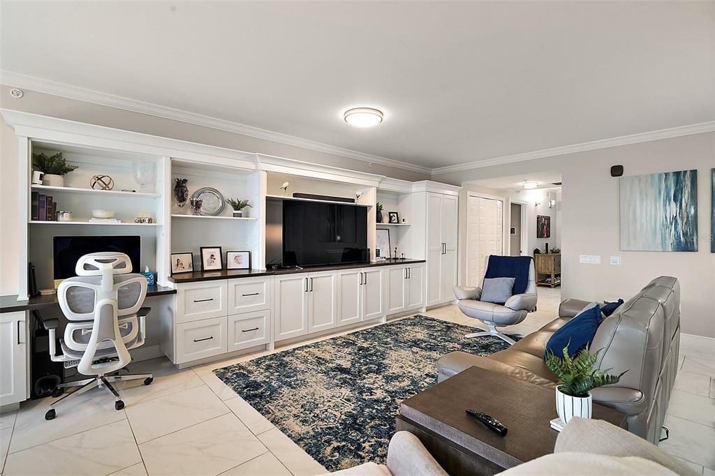 For Sale: $399,000 (3 beds, 3 baths, 1568 Square Feet)