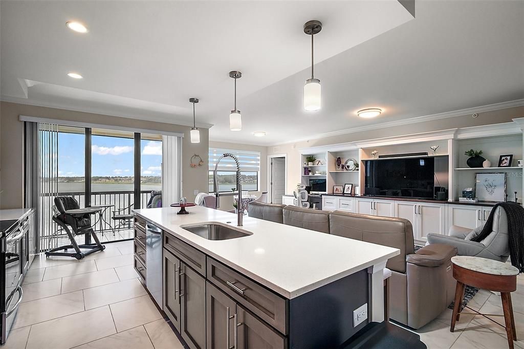 For Sale: $399,000 (3 beds, 3 baths, 1568 Square Feet)