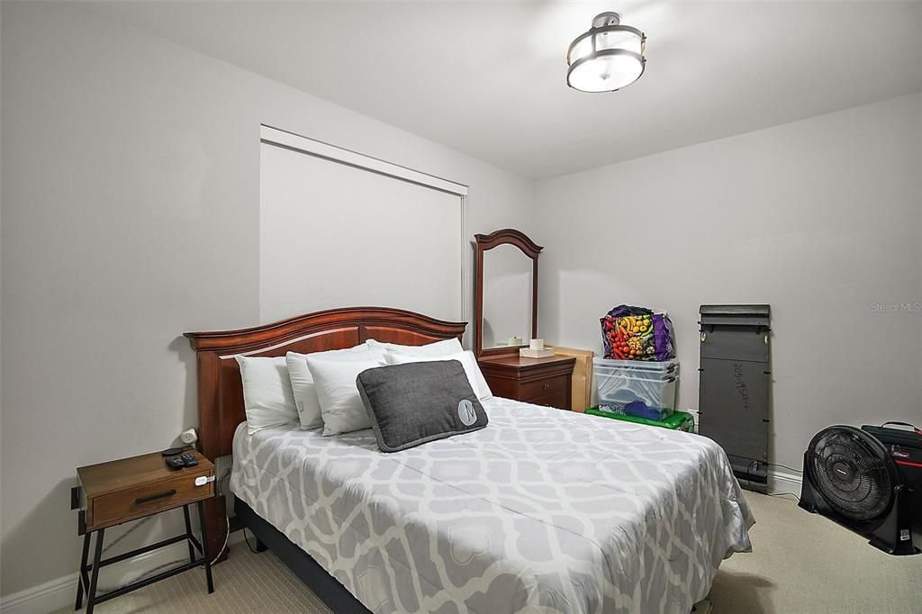 For Sale: $399,000 (3 beds, 3 baths, 1568 Square Feet)