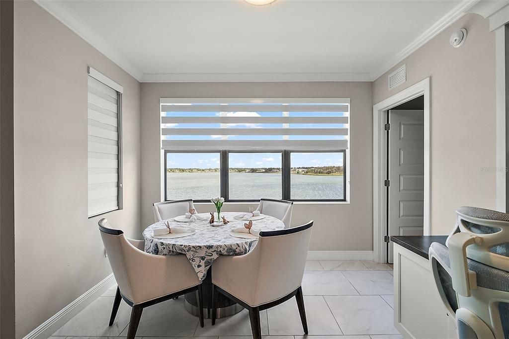 For Sale: $399,000 (3 beds, 3 baths, 1568 Square Feet)