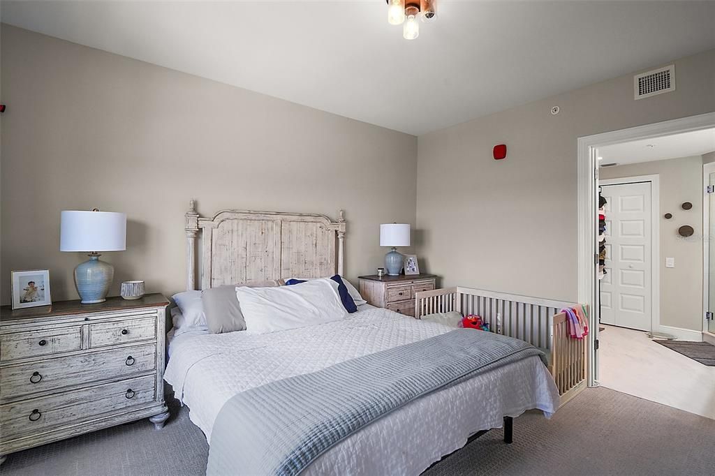 For Sale: $399,000 (3 beds, 3 baths, 1568 Square Feet)