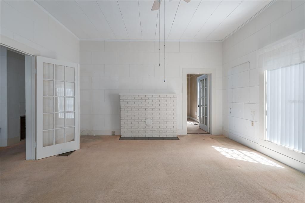 待售: $499,000 (5 贝兹, 3 浴室, 2567 平方英尺)