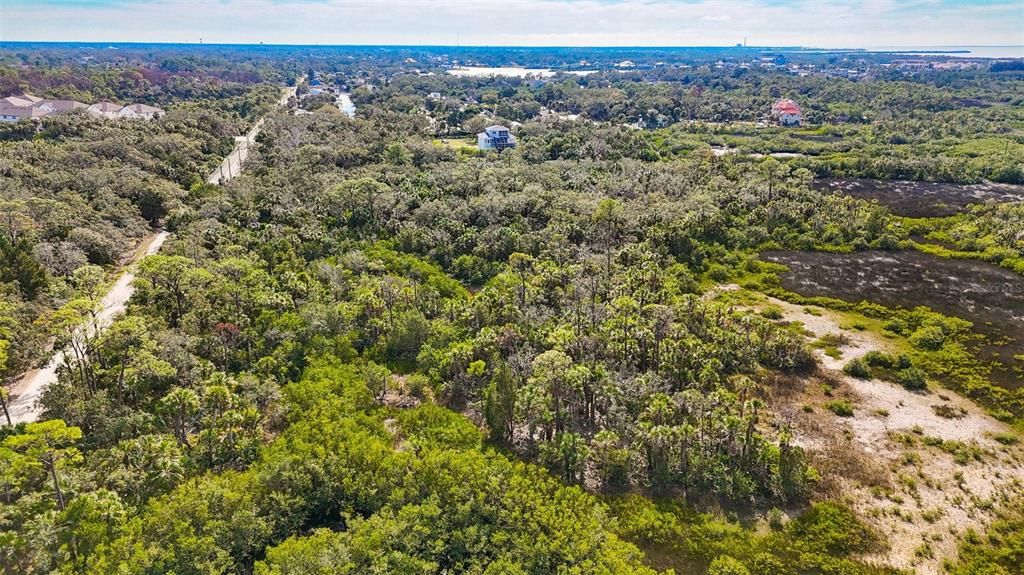 En Venta: $285,000 (5.04 acres)