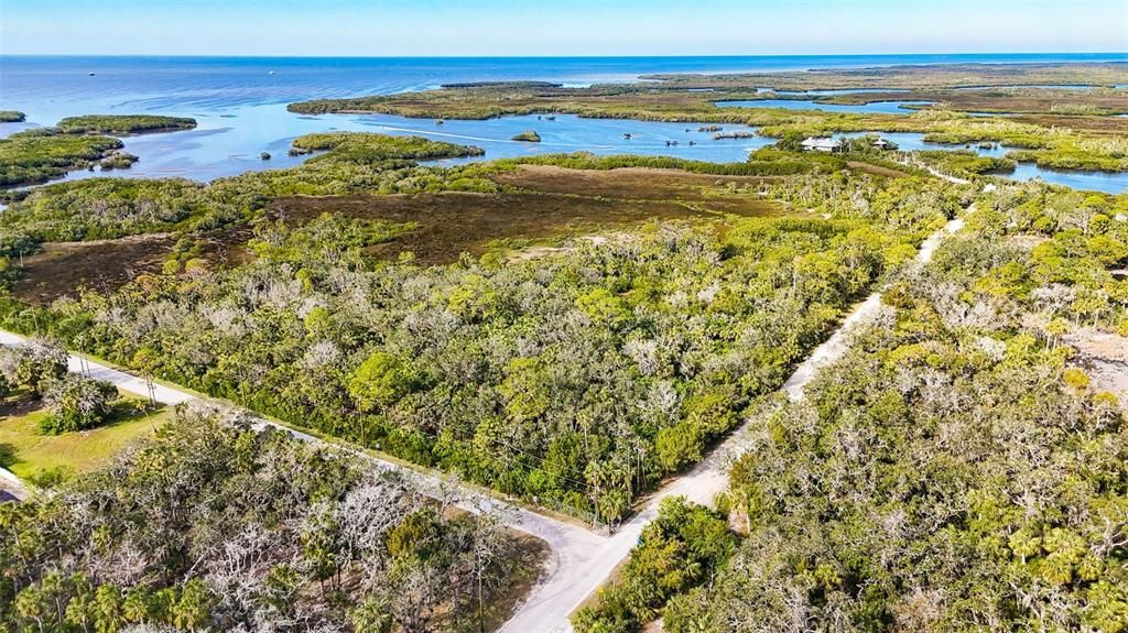 En Venta: $285,000 (5.04 acres)