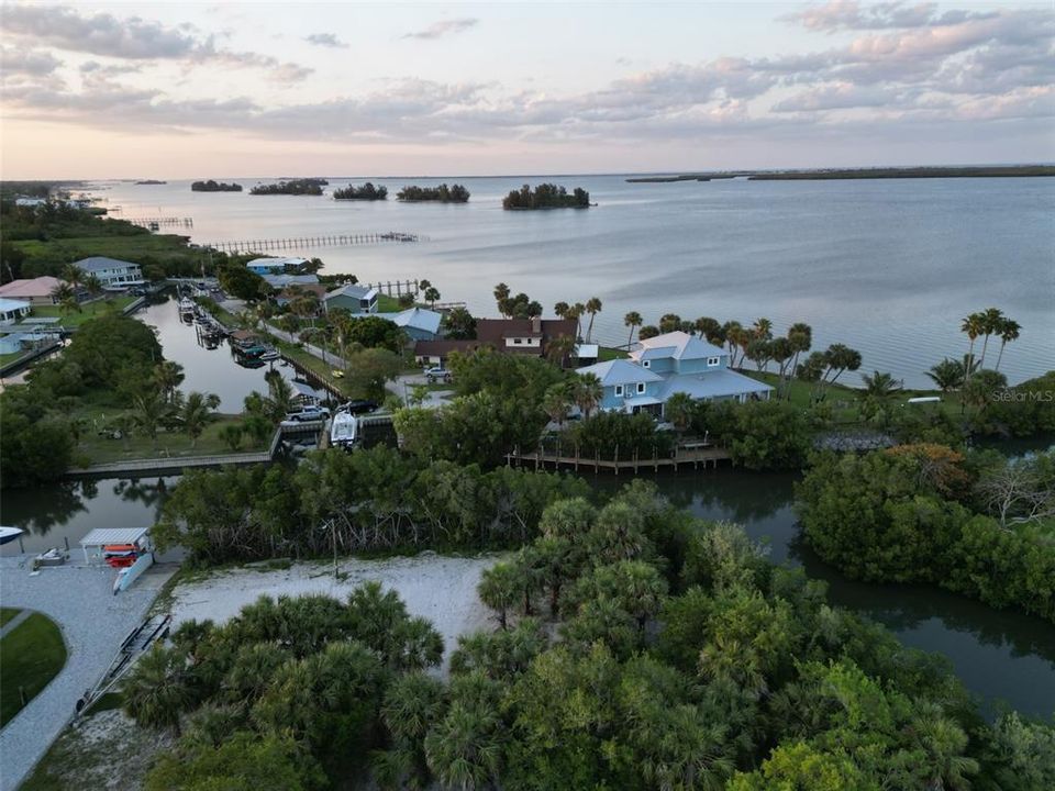 For Sale: $750,000 (0.50 acres)