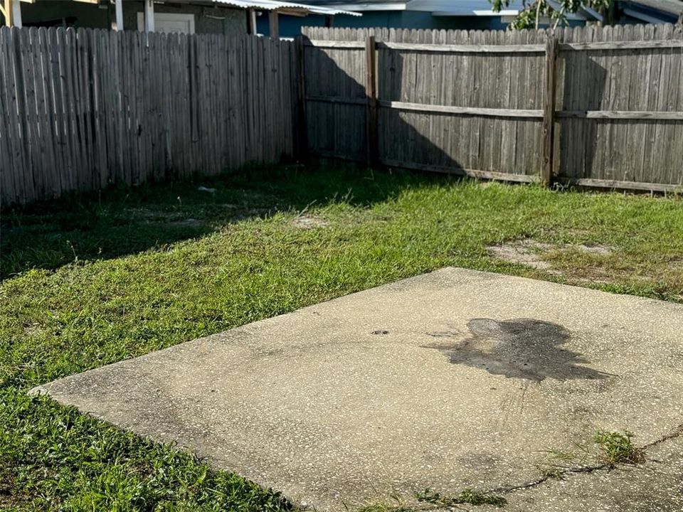 最近租的: $1,300 (2 贝兹, 1 浴室, 750 平方英尺)