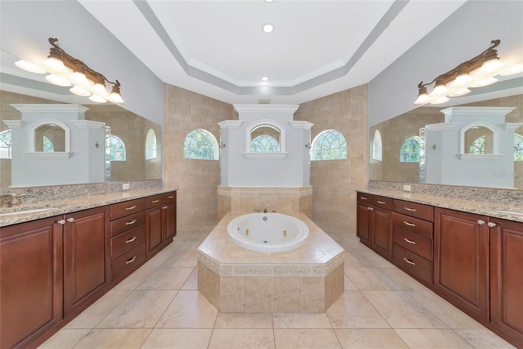 For Sale: $1,560,000 (4 beds, 3 baths, 3047 Square Feet)