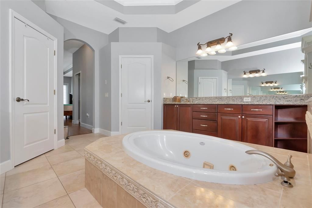 For Sale: $1,560,000 (4 beds, 3 baths, 3047 Square Feet)