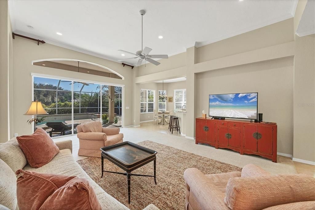 For Rent: $4,999 (2 beds, 2 baths, 2157 Square Feet)