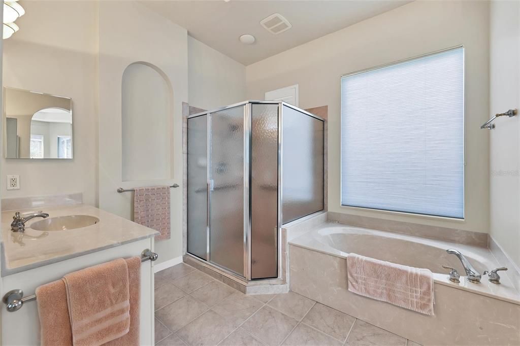 For Rent: $4,999 (2 beds, 2 baths, 2157 Square Feet)