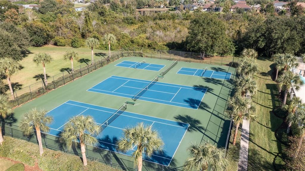 待售: $699,999 (5 贝兹, 3 浴室, 3760 平方英尺)