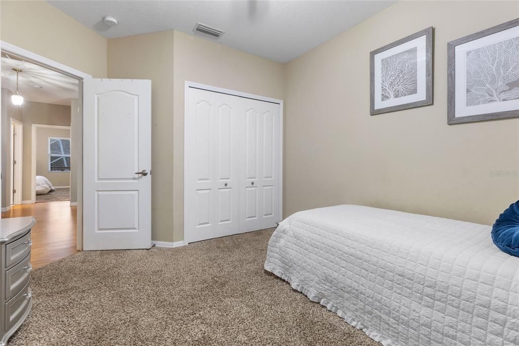 待售: $699,999 (5 贝兹, 3 浴室, 3760 平方英尺)