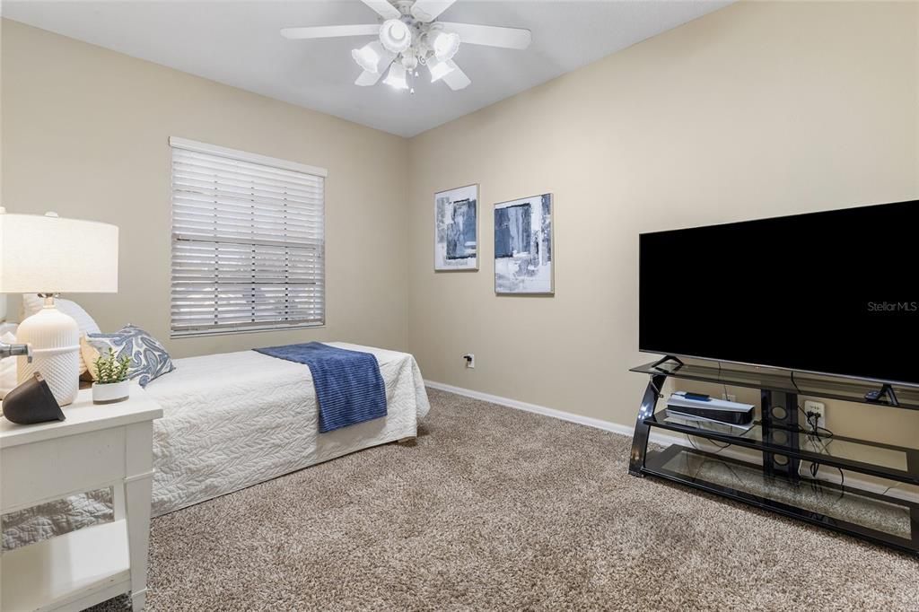 待售: $699,999 (5 贝兹, 3 浴室, 3760 平方英尺)