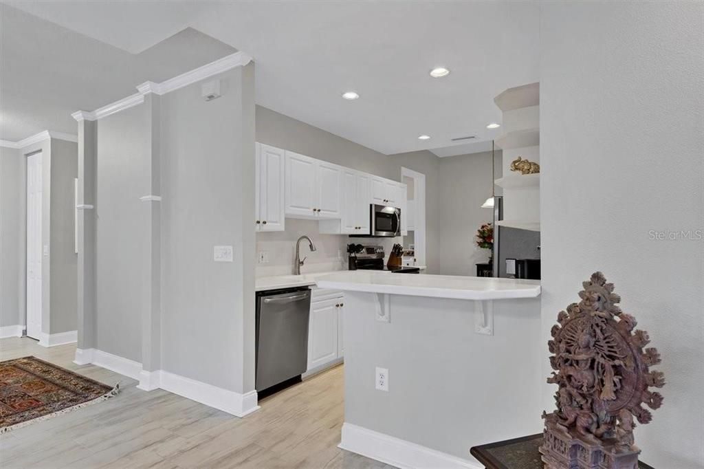 出租: $5,800 (3 贝兹, 3 浴室, 1795 平方英尺)