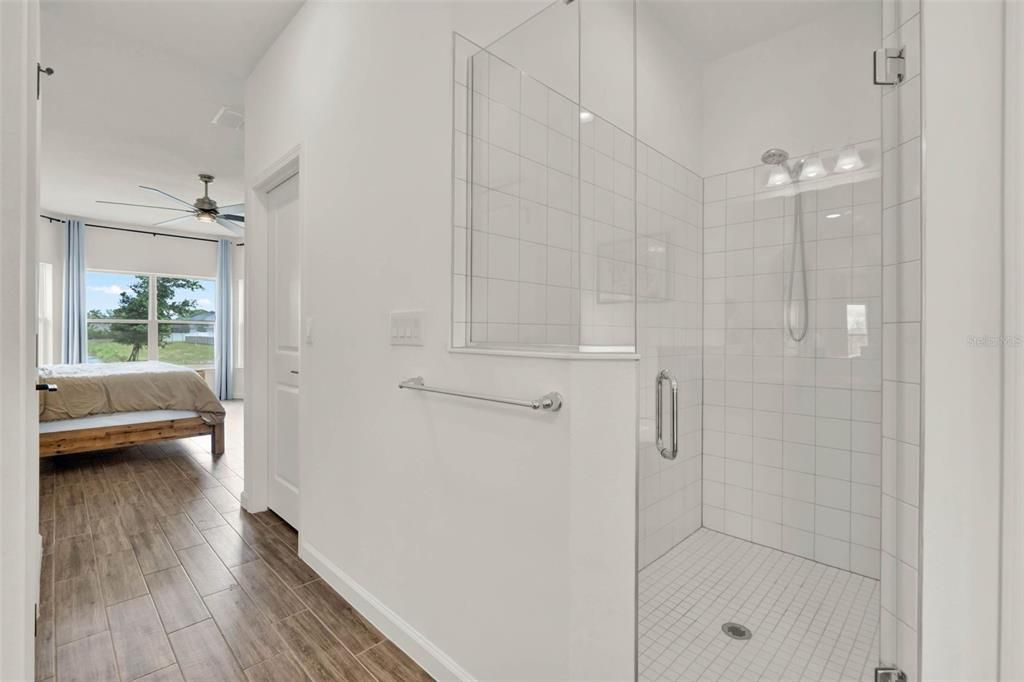 For Sale: $479,000 (4 beds, 4 baths, 2940 Square Feet)