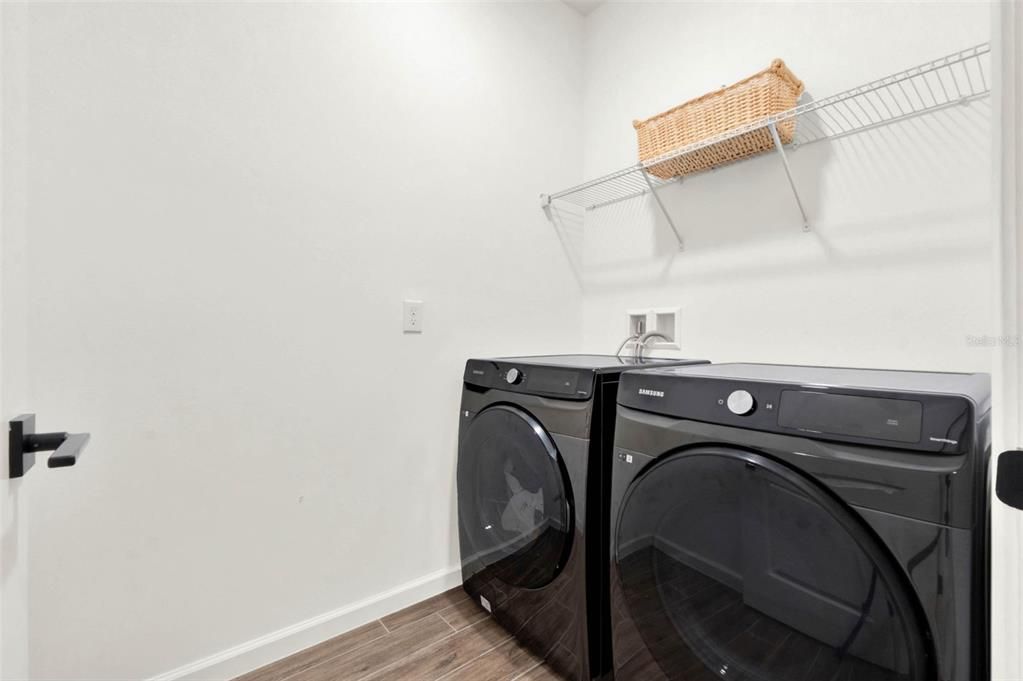 For Sale: $479,000 (4 beds, 4 baths, 2940 Square Feet)