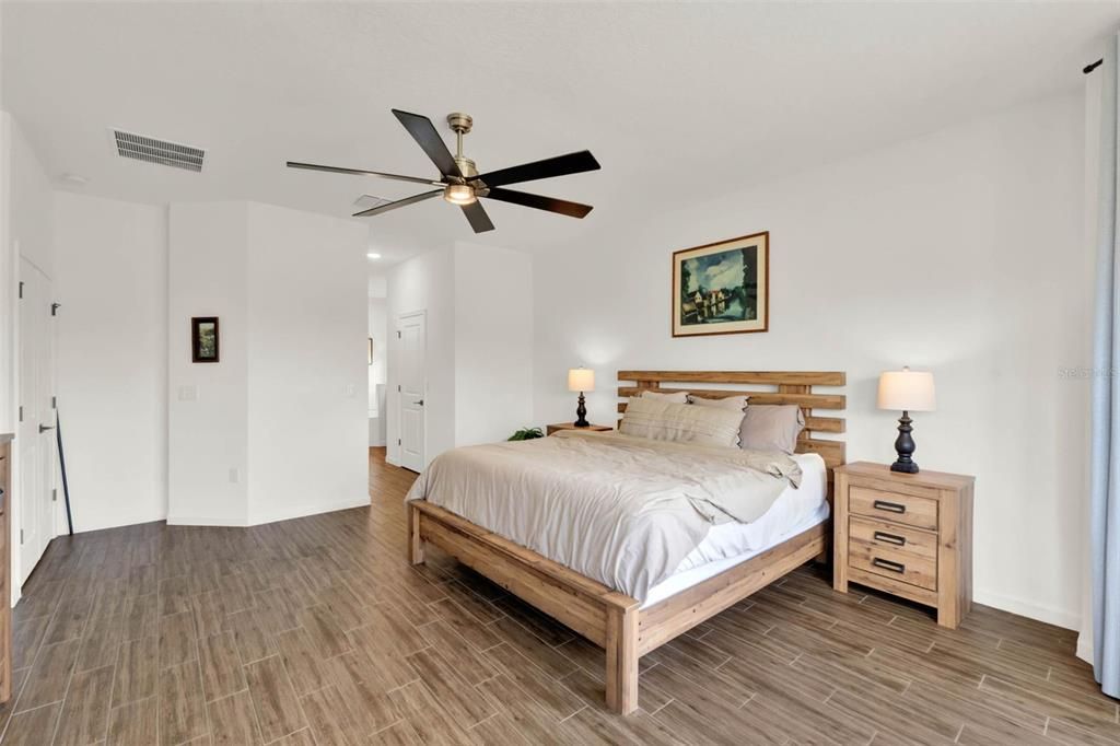 For Sale: $479,000 (4 beds, 4 baths, 2940 Square Feet)