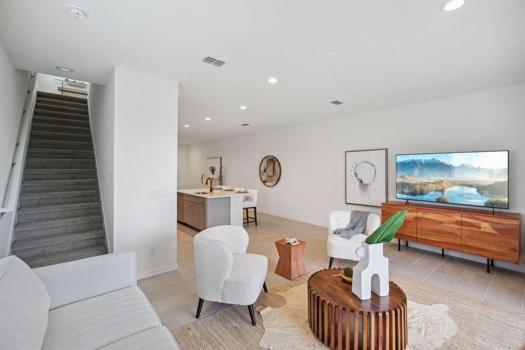 For Rent: $2,695 (3 beds, 2 baths, 1790 Square Feet)