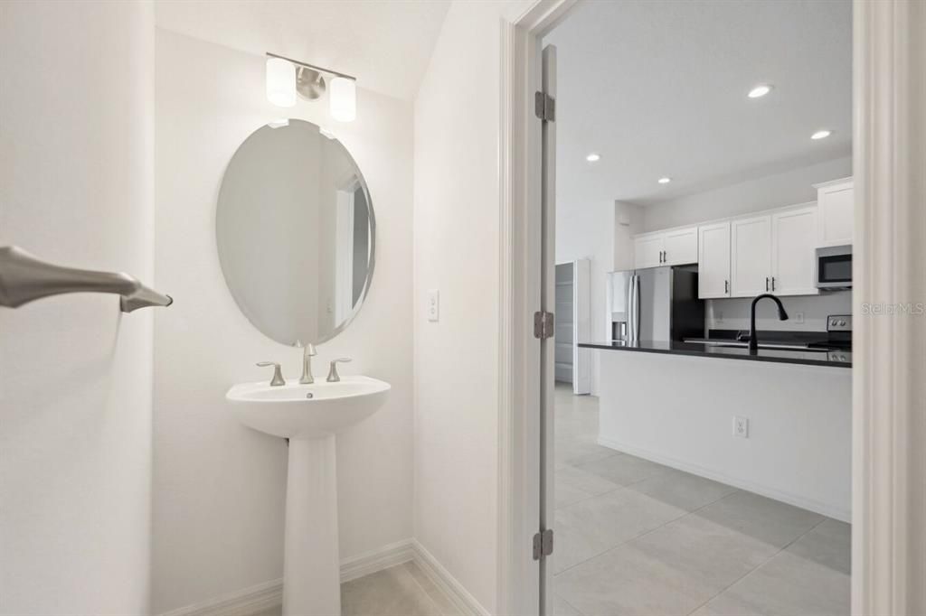 For Rent: $2,695 (3 beds, 2 baths, 1790 Square Feet)