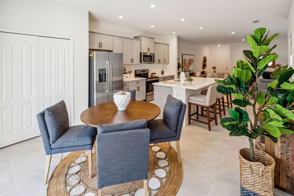 For Rent: $2,695 (3 beds, 2 baths, 1790 Square Feet)