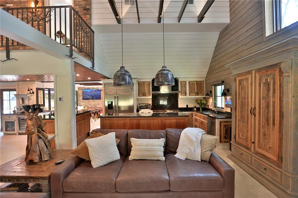 待售: $2,279,800 (4 贝兹, 3 浴室, 3794 平方英尺)