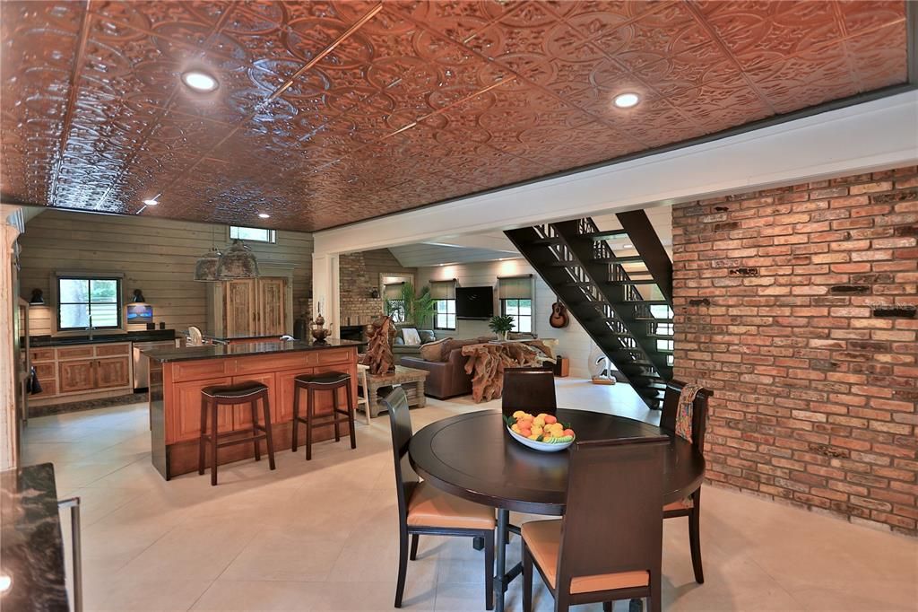 待售: $2,279,800 (4 贝兹, 3 浴室, 3794 平方英尺)