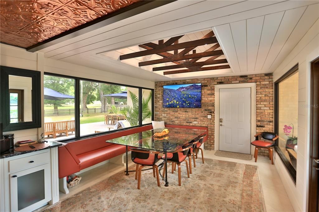 待售: $2,279,800 (4 贝兹, 3 浴室, 3794 平方英尺)