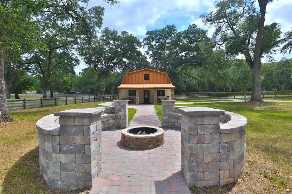 待售: $2,279,800 (4 贝兹, 3 浴室, 3794 平方英尺)