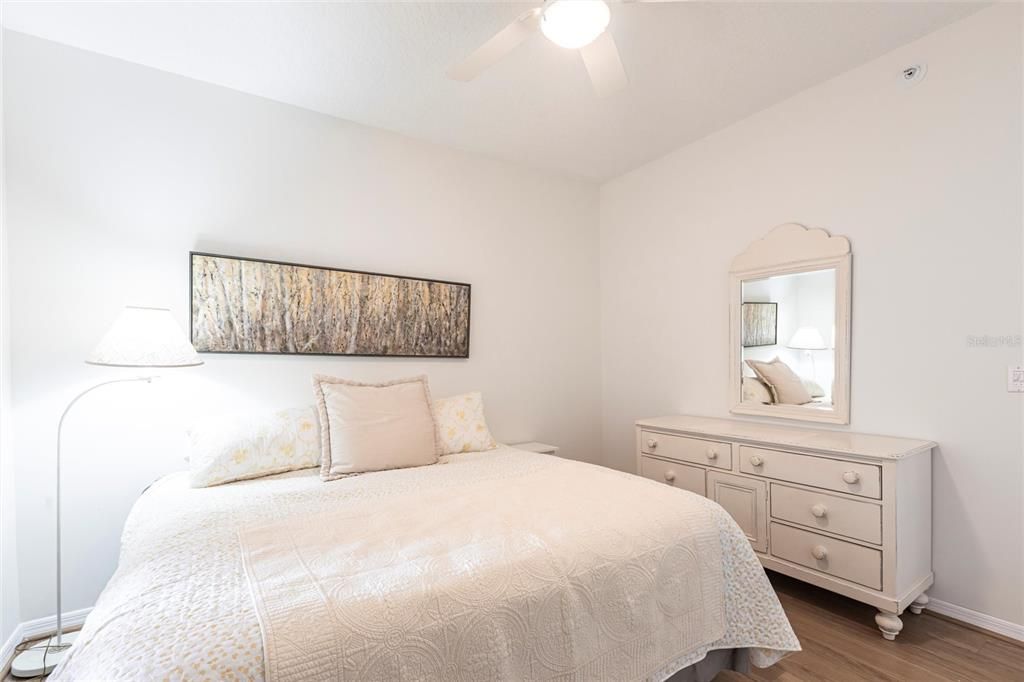 待售: $1,650,000 (3 贝兹, 2 浴室, 1726 平方英尺)