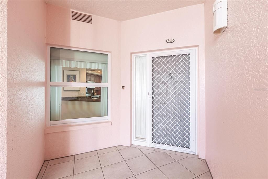 待售: $1,650,000 (3 贝兹, 2 浴室, 1726 平方英尺)