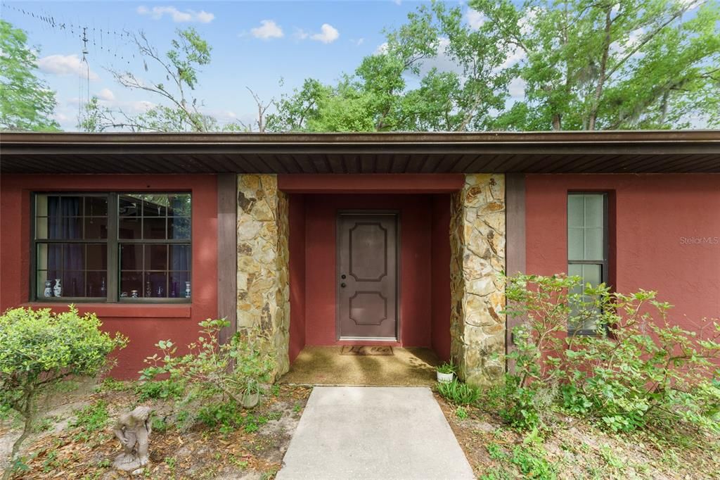 На продажу: $522,900 (3 спален, 2 ванн, 1872 Квадратных фут)