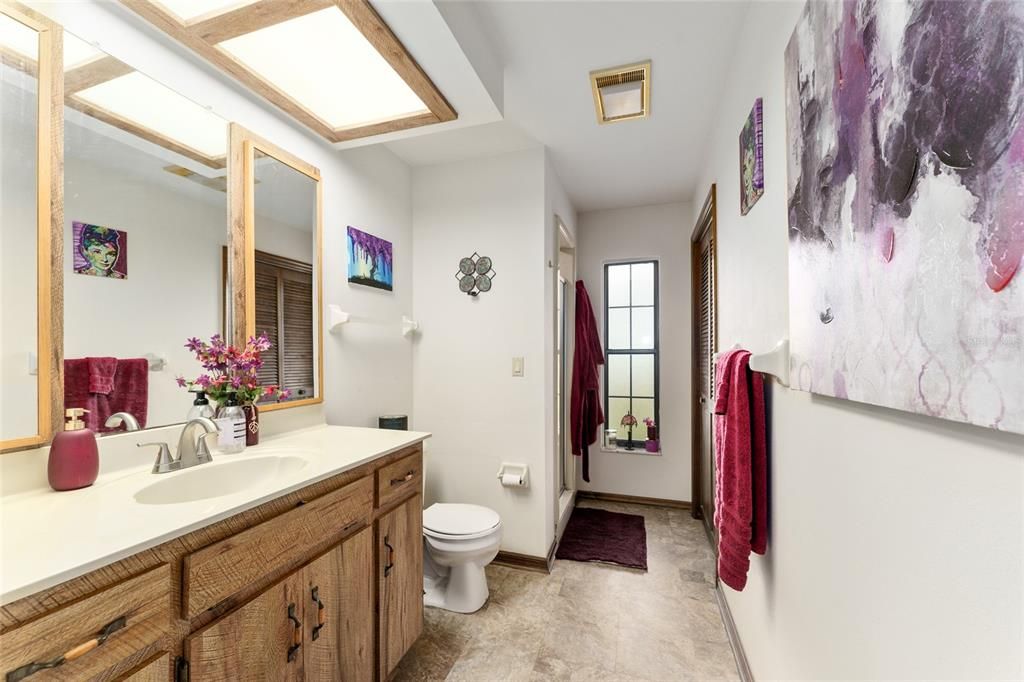 На продажу: $522,900 (3 спален, 2 ванн, 1872 Квадратных фут)