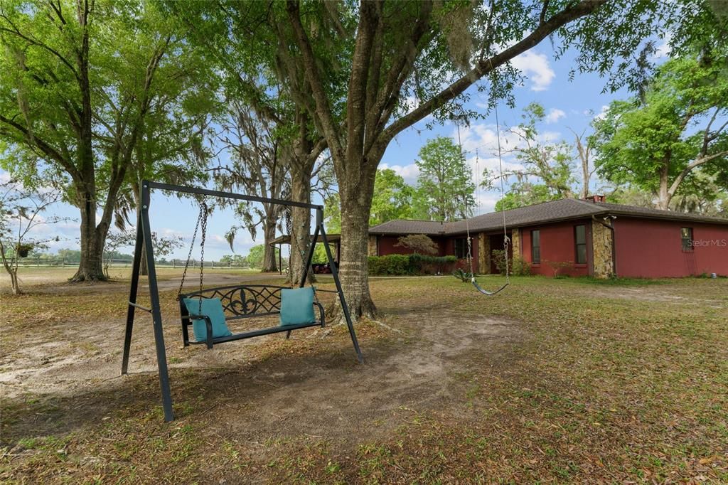 На продажу: $522,900 (3 спален, 2 ванн, 1872 Квадратных фут)