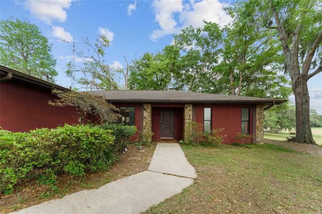 На продажу: $522,900 (3 спален, 2 ванн, 1872 Квадратных фут)