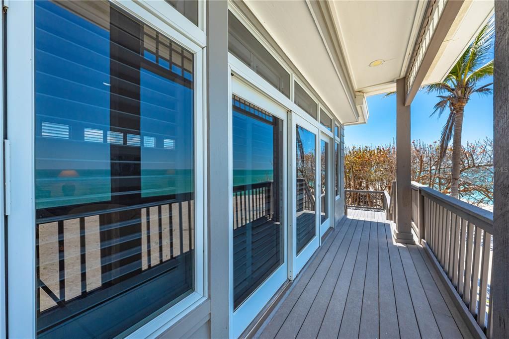 Active With Contract: $4,400,000 (4 beds, 4 baths, 3632 Square Feet)