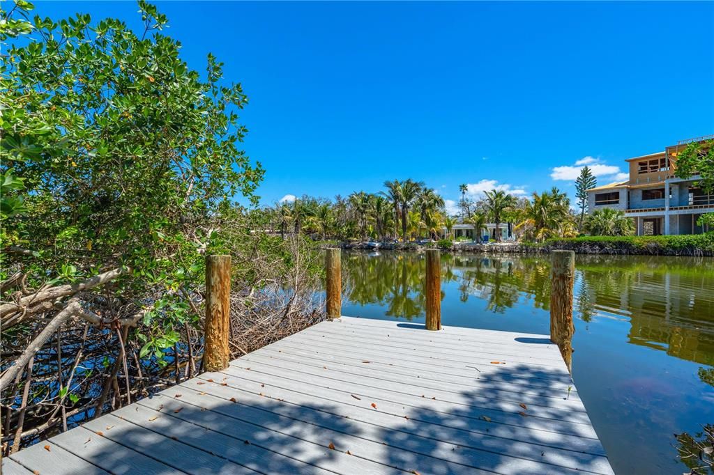 Active With Contract: $4,400,000 (4 beds, 4 baths, 3632 Square Feet)