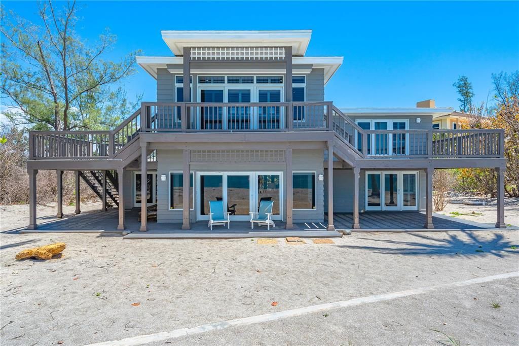 Active With Contract: $4,400,000 (4 beds, 4 baths, 3632 Square Feet)