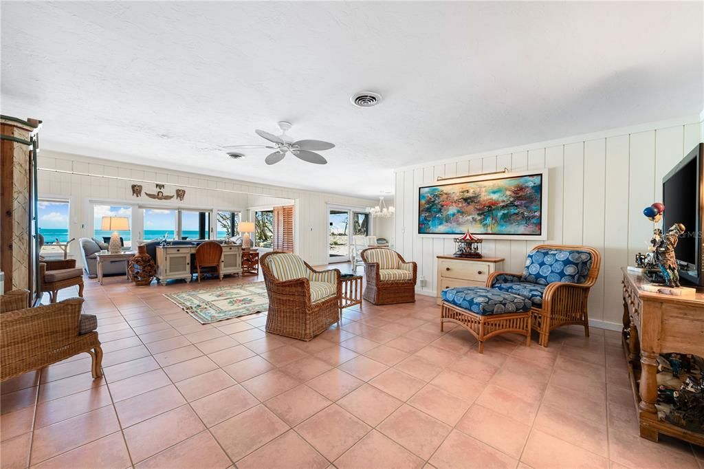 Active With Contract: $4,400,000 (4 beds, 4 baths, 3632 Square Feet)