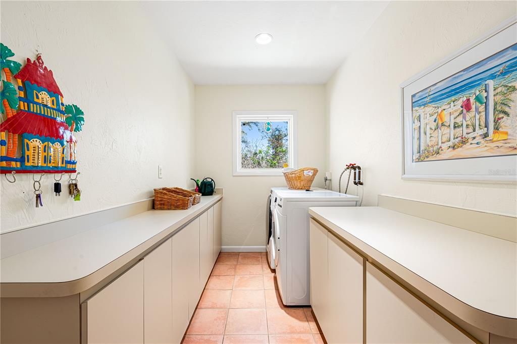 Active With Contract: $4,400,000 (4 beds, 4 baths, 3632 Square Feet)