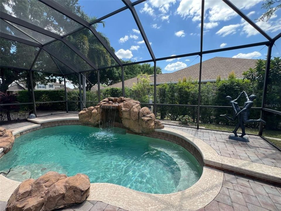 For Rent: $6,000 (5 beds, 4 baths, 3664 Square Feet)